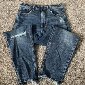 american eagle ripped dark wash mom jean